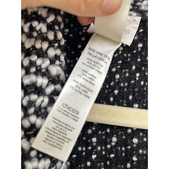 Chicos Jayne Fringe Ruana One Size OS Black White Wrap Acrylic Classy - Picture 7 of 8
